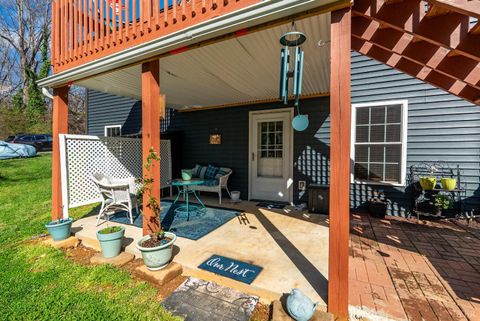 Tiny photo for 4928 Windsor Avenue, Lynchburg, VA 24502 (MLS # 365043)