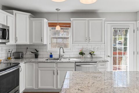 Tiny photo for 4928 Windsor Avenue, Lynchburg, VA 24502 (MLS # 365043)