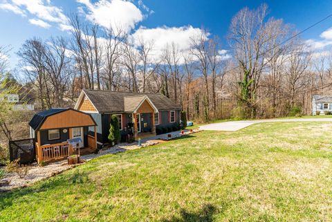 Tiny photo for 4928 Windsor Avenue, Lynchburg, VA 24502 (MLS # 365043)