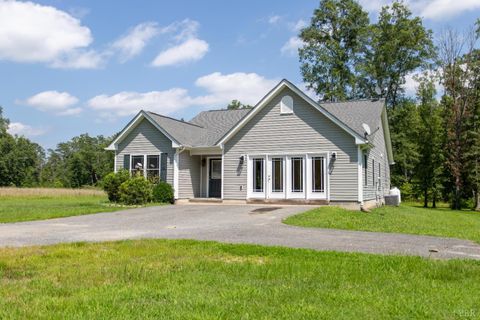 Photo of 984 Jenny's Creek RD. Rd, Staunton, VA 22967 (MLS # 361660)