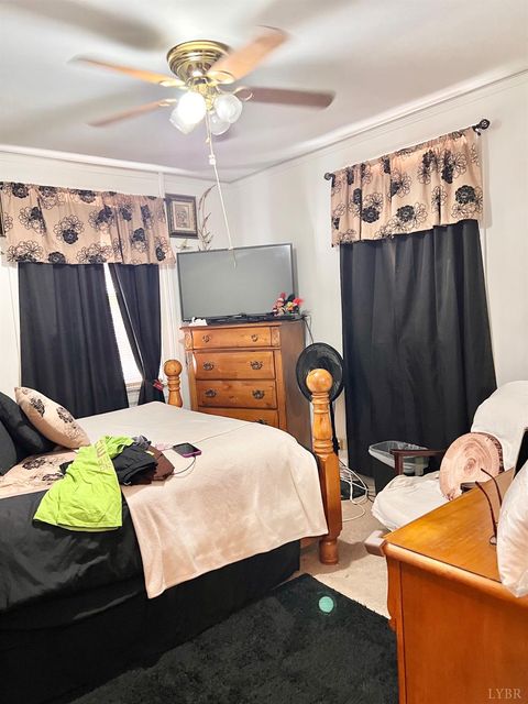 Tiny photo for 701 Orchard St St, Lynchburg, VA 24501 (MLS # 363140)