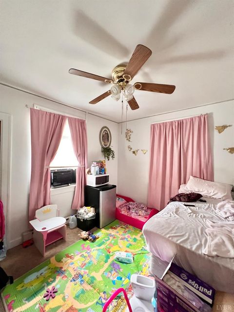 Tiny photo for 701 Orchard St St, Lynchburg, VA 24501 (MLS # 363140)