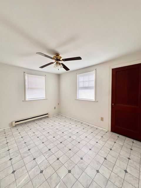 Tiny photo for 701 Orchard St St, Lynchburg, VA 24501 (MLS # 363140)