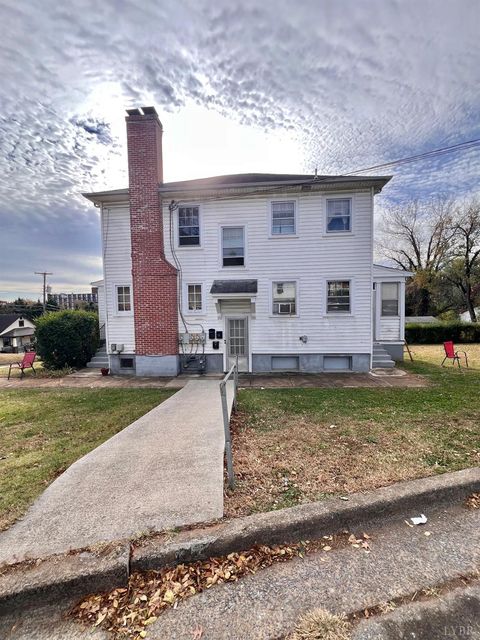Tiny photo for 701 Orchard St St, Lynchburg, VA 24501 (MLS # 363140)