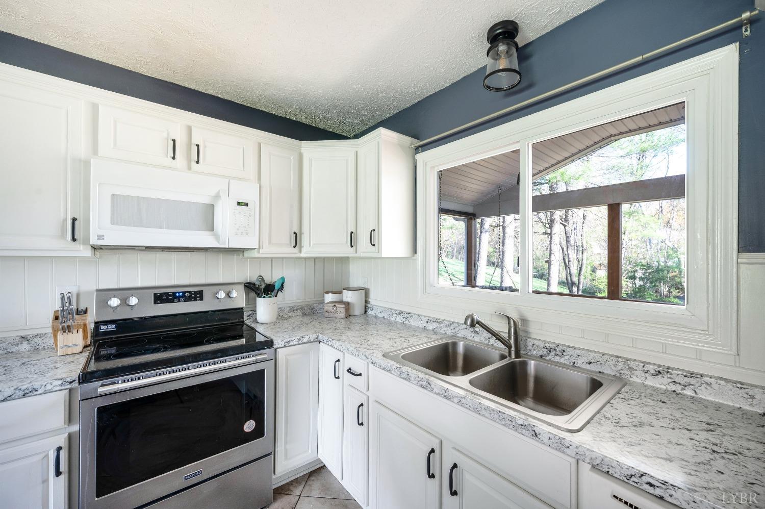 503 Sweeney Circle, Forest, Virginia image 9