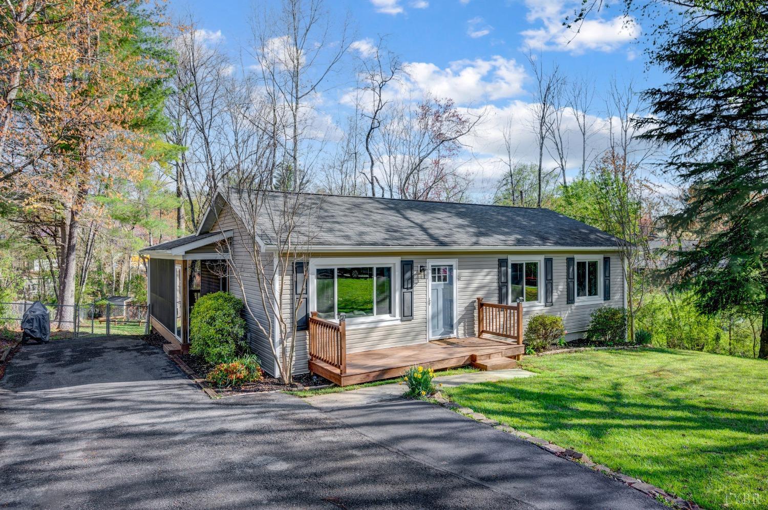 503 Sweeney Circle, Forest, Virginia image 1