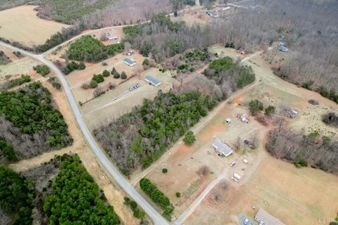 Tiny photo for 5 Spring Mill Rd., Concord, VA 24538 (MLS # 363785)