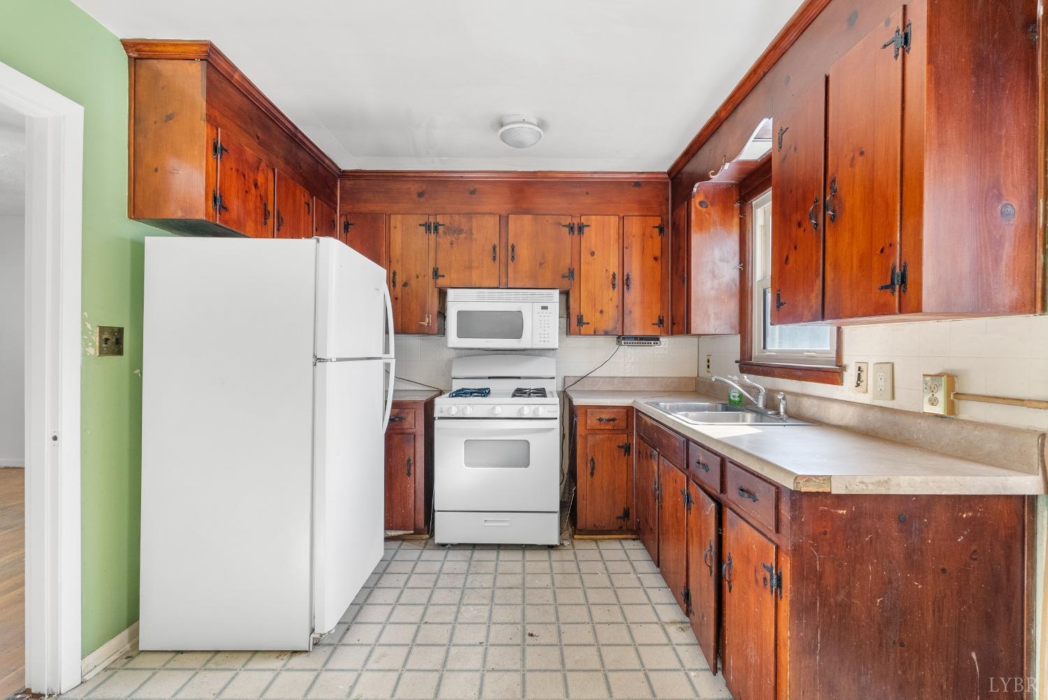 610 Monroe Street St, Lynchburg, Virginia image 9