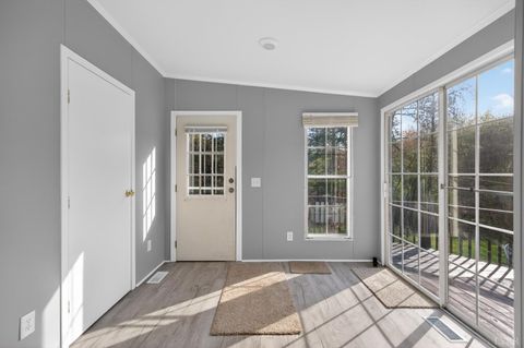 Tiny photo for 427 Spencer Road, Concord, VA 24538 (MLS # 365527)