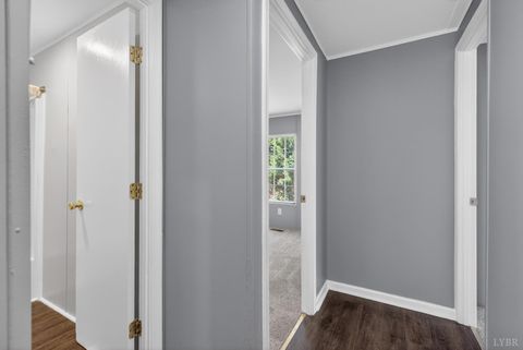 Tiny photo for 427 Spencer Road, Concord, VA 24538 (MLS # 365527)