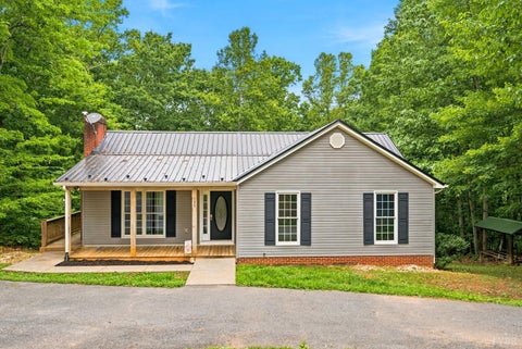 Homes For Sale - 137 Deer Path<br/> Rustburg, VA 24588