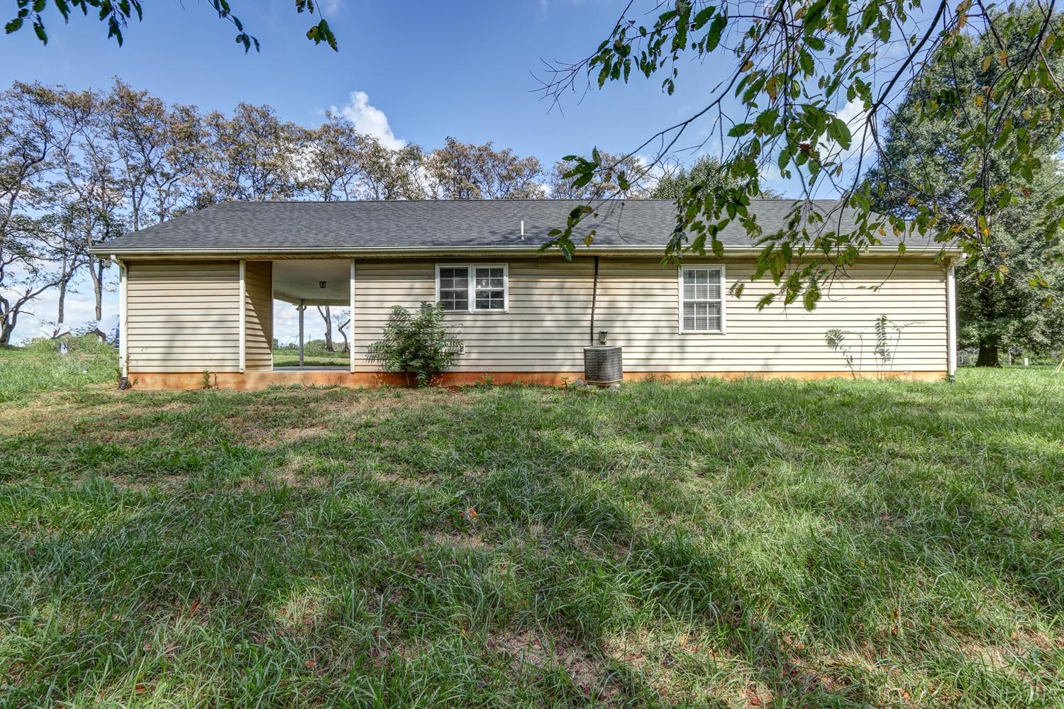 1054 Colony Heights Rd, Goode, Virginia image 34