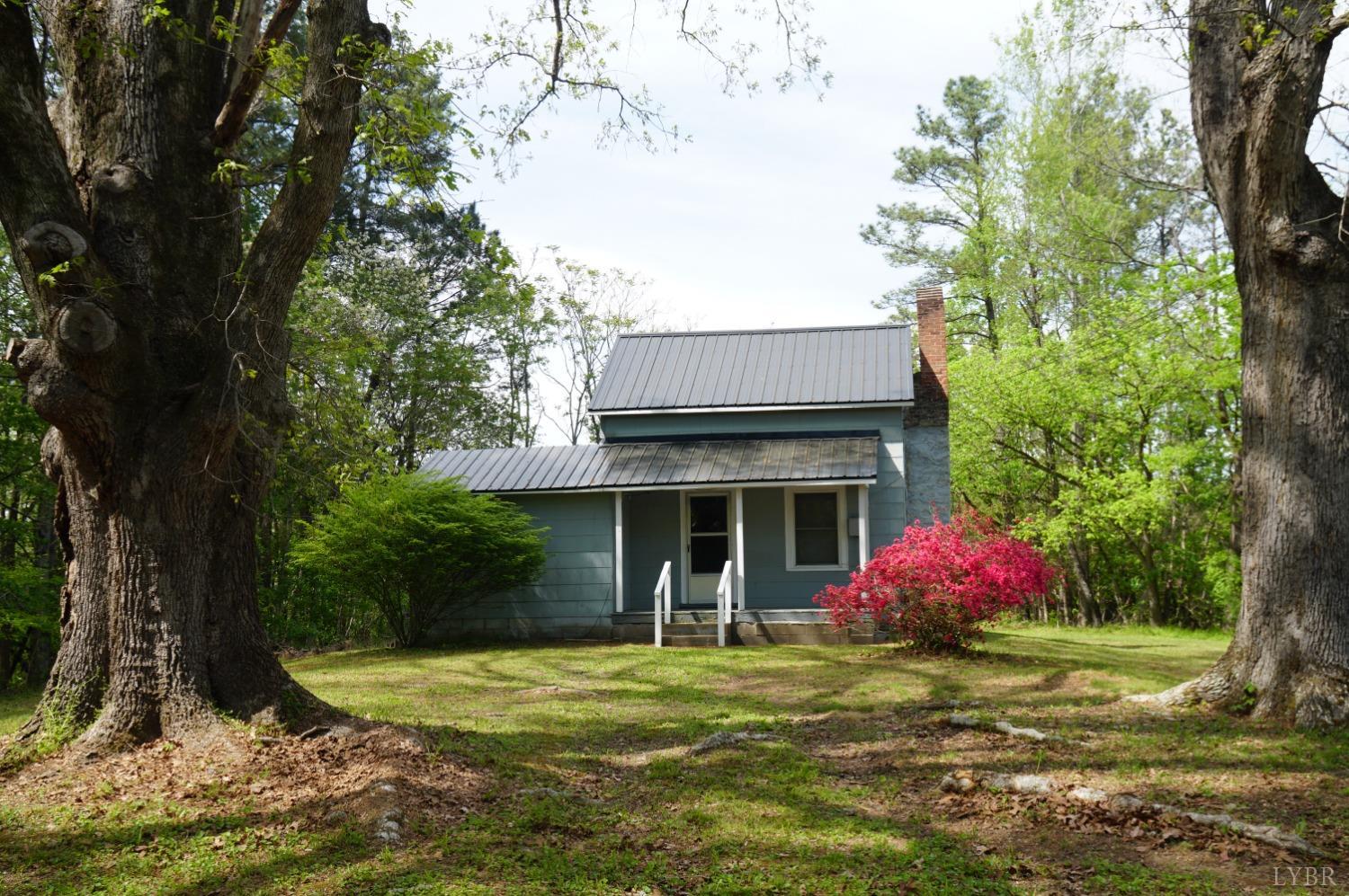 116 Reke Owen Street, Brookneal, Virginia image 1