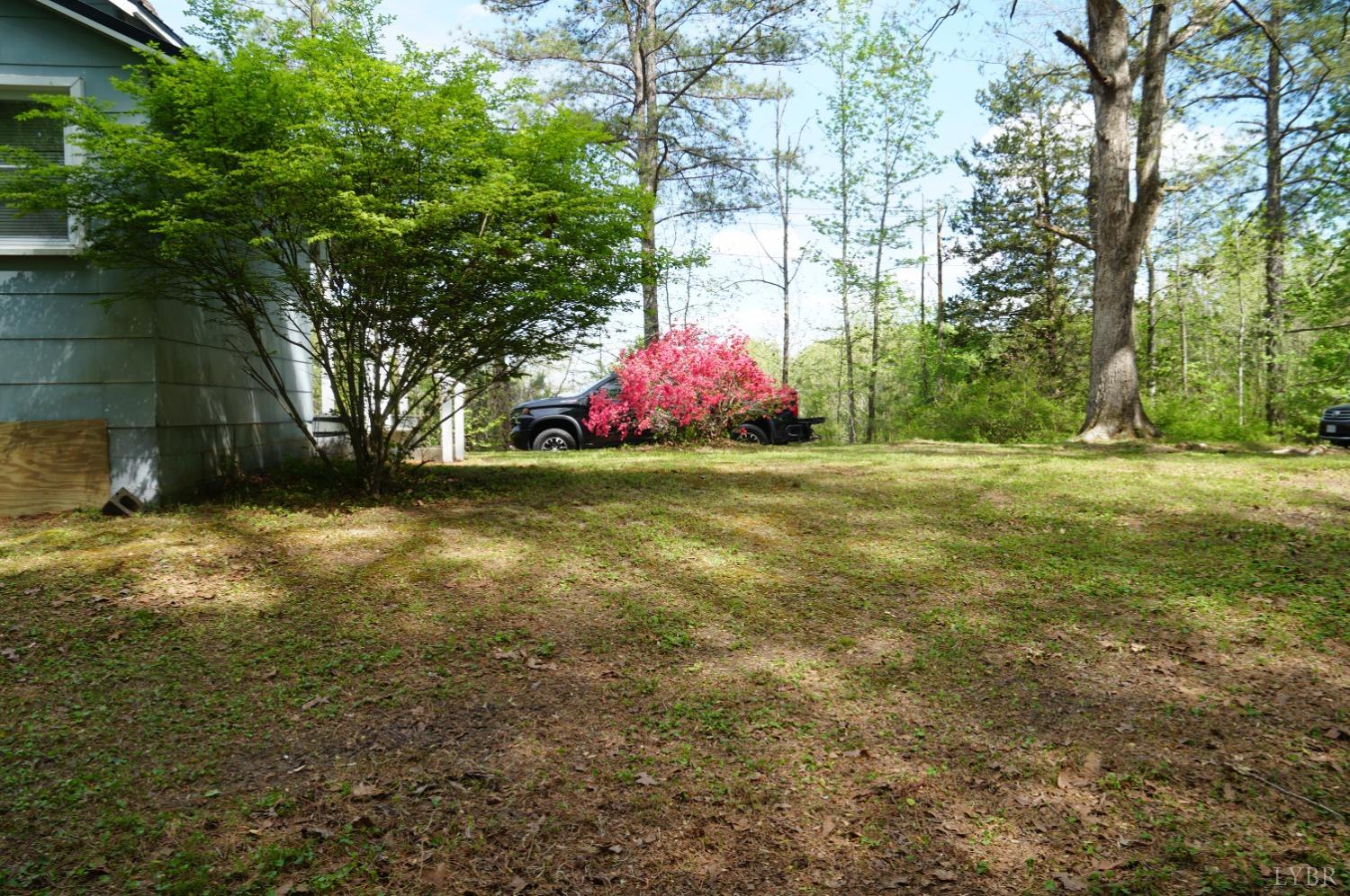 116 Reke Owen Street, Brookneal, Virginia image 26