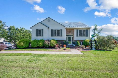 Tiny photo for 232 Greenhouse Road, Rustburg, VA 24588 (MLS # 362468)