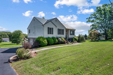 Tiny photo for 232 Greenhouse Road, Rustburg, VA 24588 (MLS # 362468)