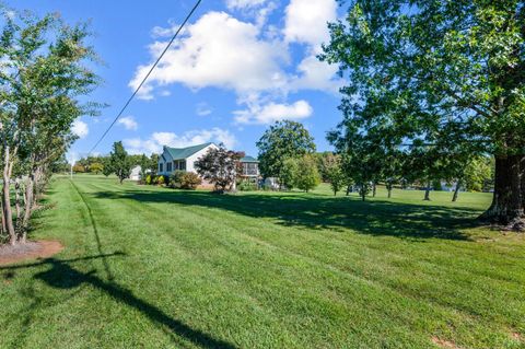 Tiny photo for 232 Greenhouse Road, Rustburg, VA 24588 (MLS # 362468)