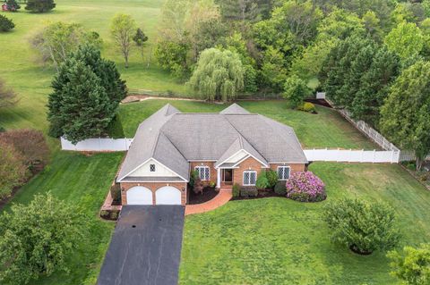 Homes For Sale - 200 North Branch Road<br/> Bedford County, Bedford, VA 24523
