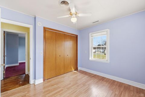 Tiny photo for 63 Morris Church Road, Brookneal, VA 24528 (MLS # 364883)