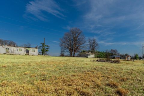 Tiny photo for 63 Morris Church Road, Brookneal, VA 24528 (MLS # 364883)