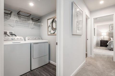 Tiny photo for 25 Crossing Court, Bedford, VA 24523 (MLS # 366501)