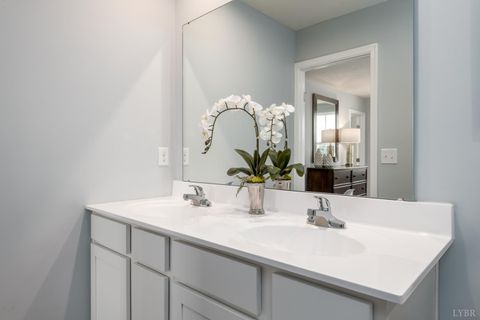 Tiny photo for 25 Crossing Court, Bedford, VA 24523 (MLS # 366501)