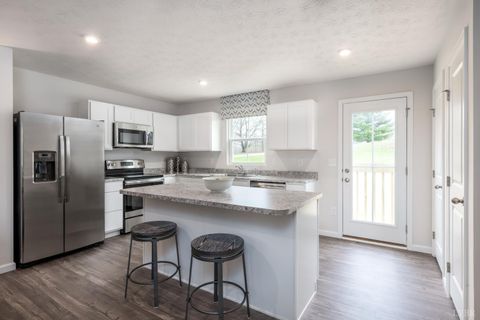 Tiny photo for 25 Crossing Court, Bedford, VA 24523 (MLS # 366501)