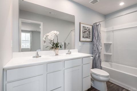 Tiny photo for 25 Crossing Court, Bedford, VA 24523 (MLS # 366501)