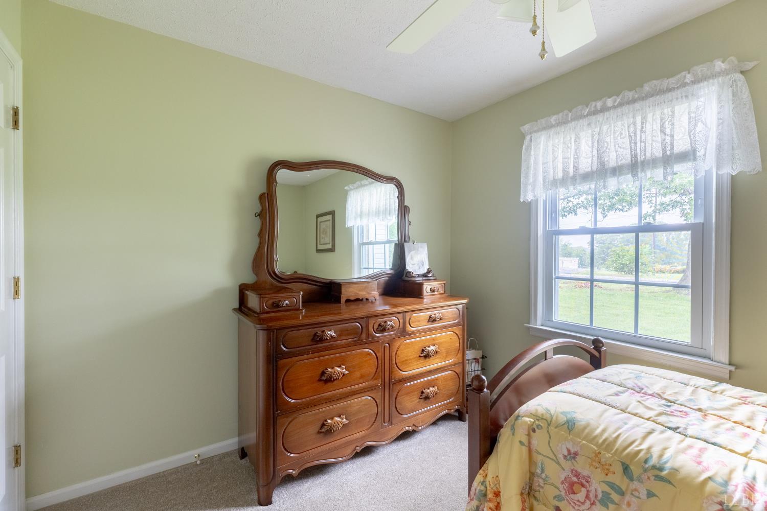 1035 Rolling Hill Drive, Forest, Virginia image 16