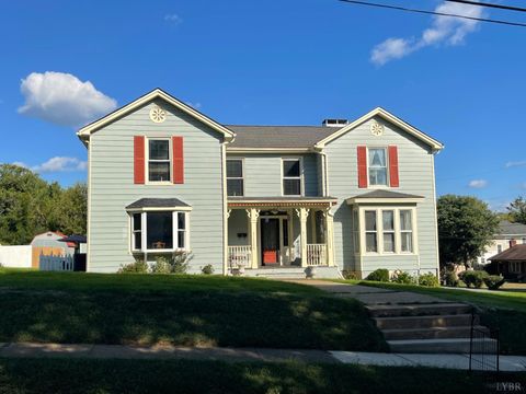 Photo of 721 Grove Street, Bedford, VA 24523 (MLS # 362206) Photo of 721 Grove Street, Bedford, VA 24523 (MLS # 362206)