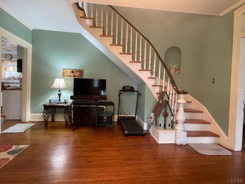 Tiny photo for 721 Grove Street, Bedford, VA 24523 (MLS # 362206)
