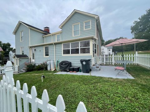 Tiny photo for 721 Grove Street, Bedford, VA 24523 (MLS # 362206)