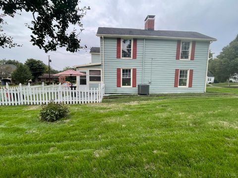 Tiny photo for 721 Grove Street, Bedford, VA 24523 (MLS # 362206)