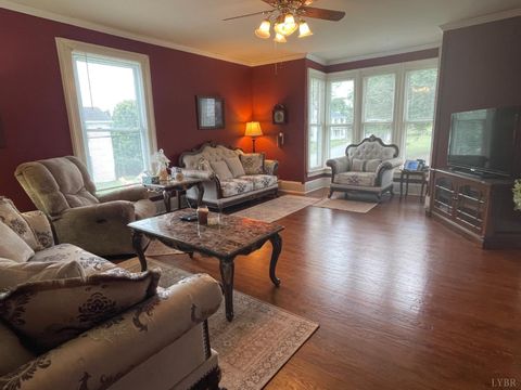 Tiny photo for 721 Grove Street, Bedford, VA 24523 (MLS # 362206)