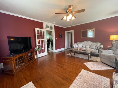 Tiny photo for 721 Grove Street, Bedford, VA 24523 (MLS # 362206)