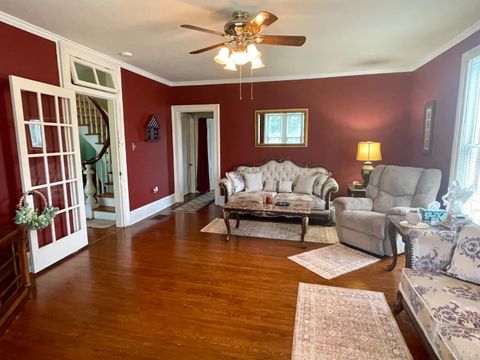 Tiny photo for 721 Grove Street, Bedford, VA 24523 (MLS # 362206)