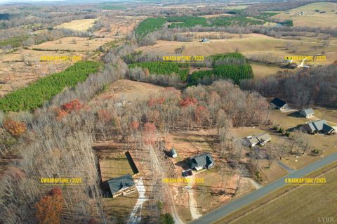Tiny photo for 0 Lot 2B Police Tower Rd, Appomattox, VA 24522 (MLS # 363222)