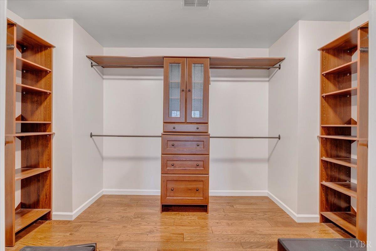 Farmville, Virginia 23901, United States, 3 Bedrooms Bedrooms, ,3 BathroomsBathrooms,Residential,Active,256850