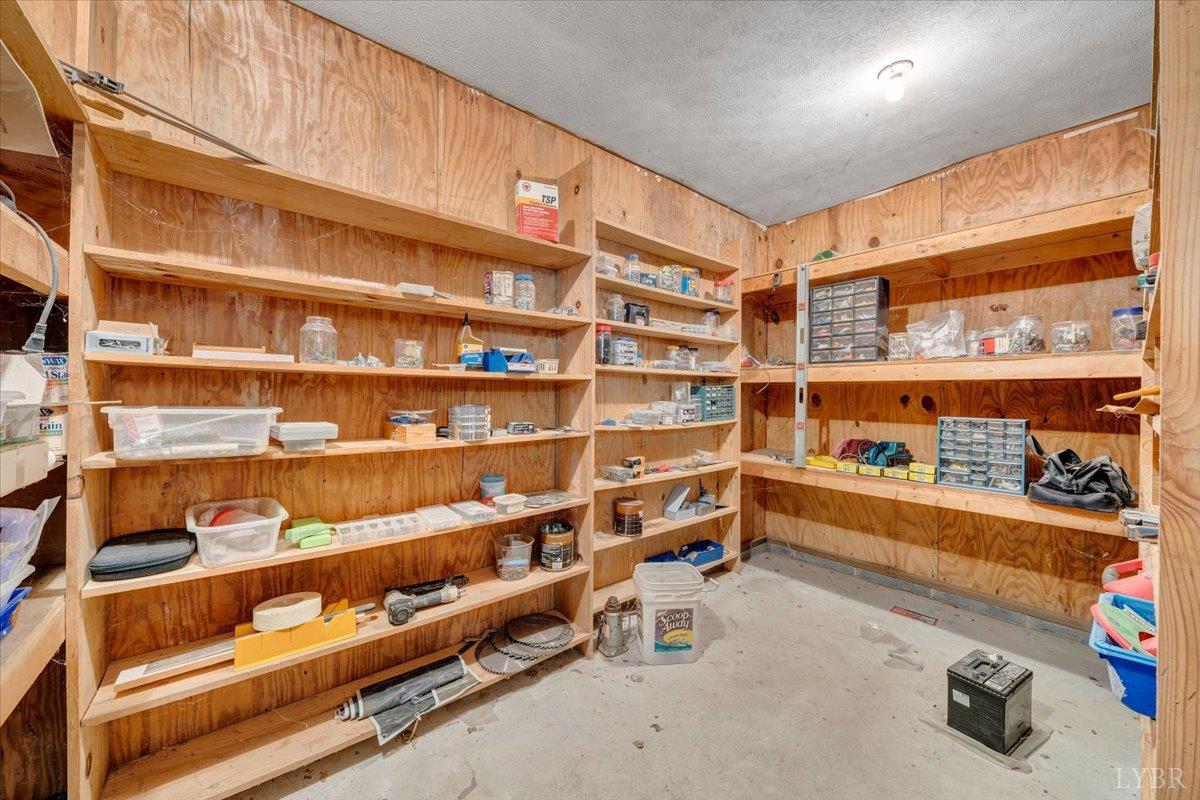 Farmville, Virginia 23901, United States, 3 Bedrooms Bedrooms, ,3 BathroomsBathrooms,Residential,Active,256850