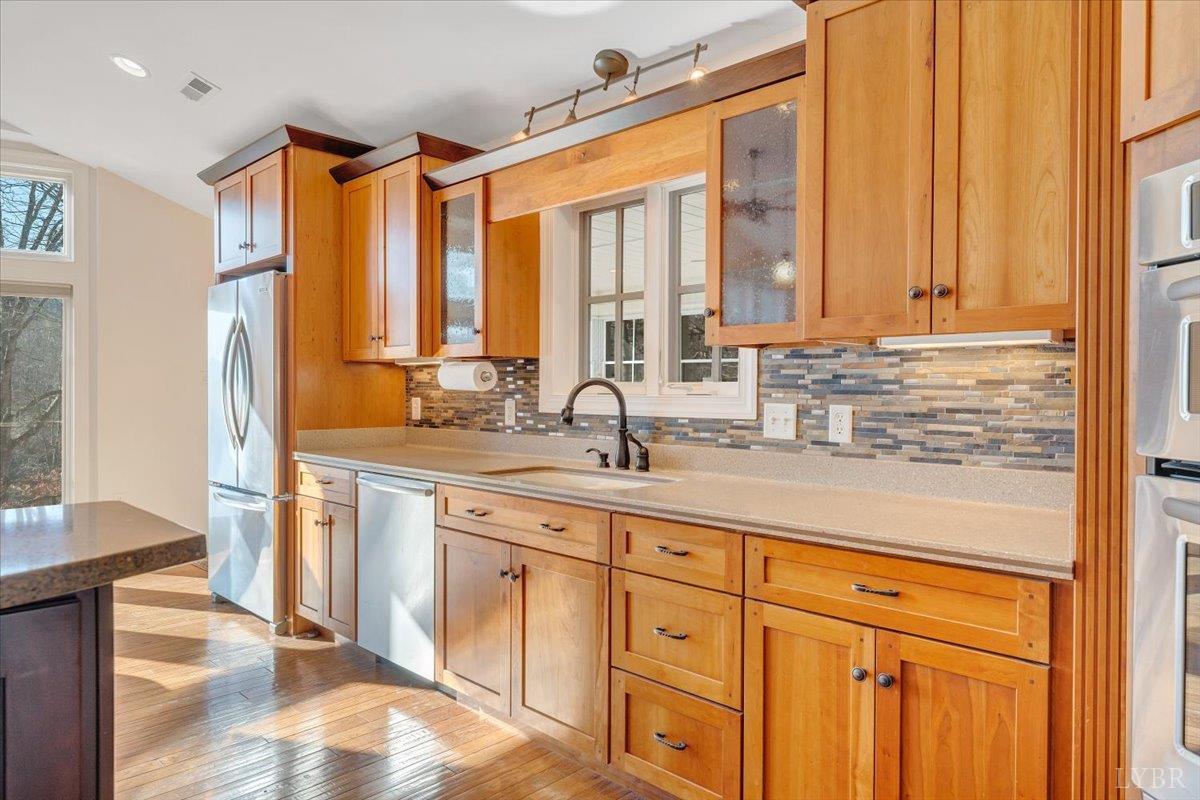 Farmville, Virginia 23901, United States, 3 Bedrooms Bedrooms, ,3 BathroomsBathrooms,Residential,Active,256850