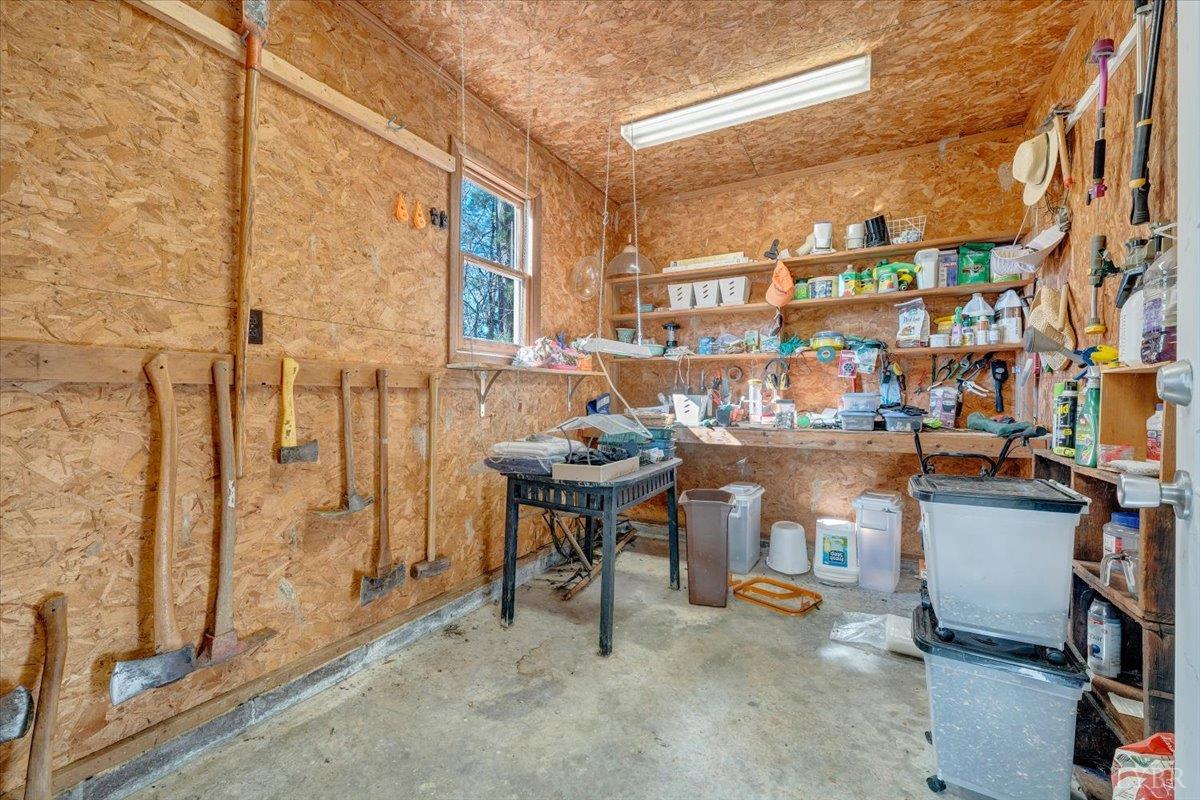 Farmville, Virginia 23901, United States, 3 Bedrooms Bedrooms, ,3 BathroomsBathrooms,Residential,Active,256850