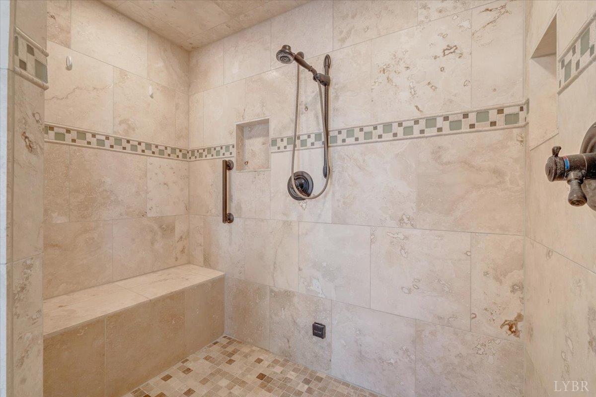 Farmville, Virginia 23901, United States, 3 Bedrooms Bedrooms, ,3 BathroomsBathrooms,Residential,Active,256850