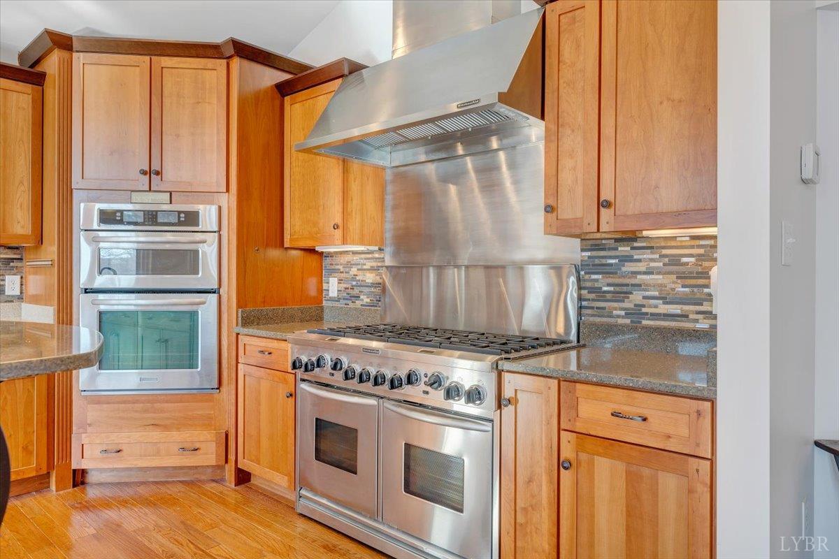 Farmville, Virginia 23901, United States, 3 Bedrooms Bedrooms, ,3 BathroomsBathrooms,Residential,Active,256850