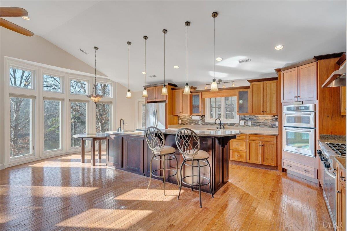 Farmville, Virginia 23901, United States, 3 Bedrooms Bedrooms, ,3 BathroomsBathrooms,Residential,Active,256850