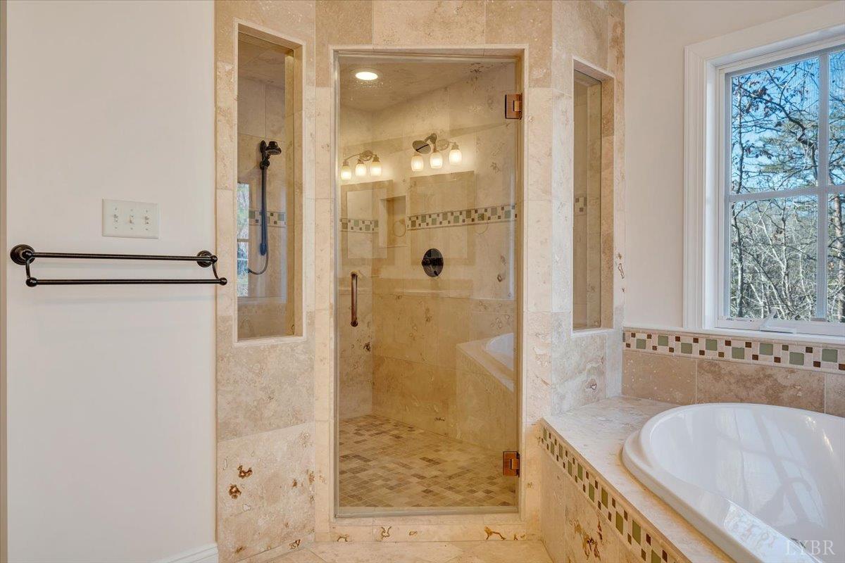 Farmville, Virginia 23901, United States, 3 Bedrooms Bedrooms, ,3 BathroomsBathrooms,Residential,Active,256850