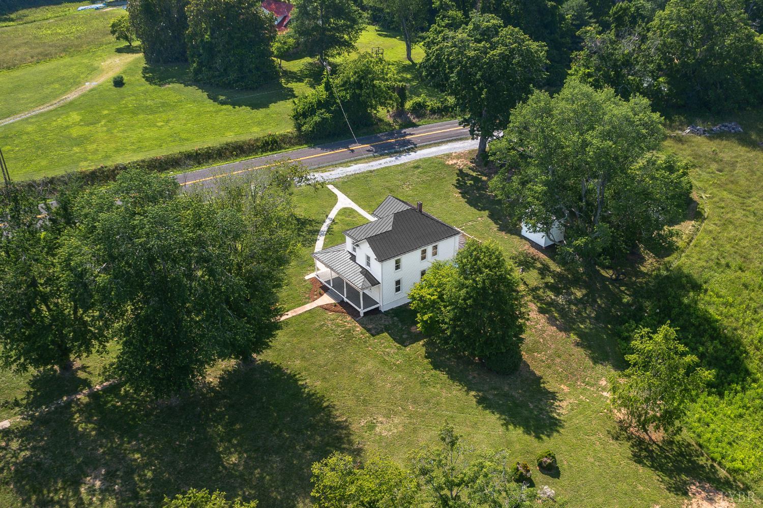 118 Father Judge Road, Amherst, Virginia image 4