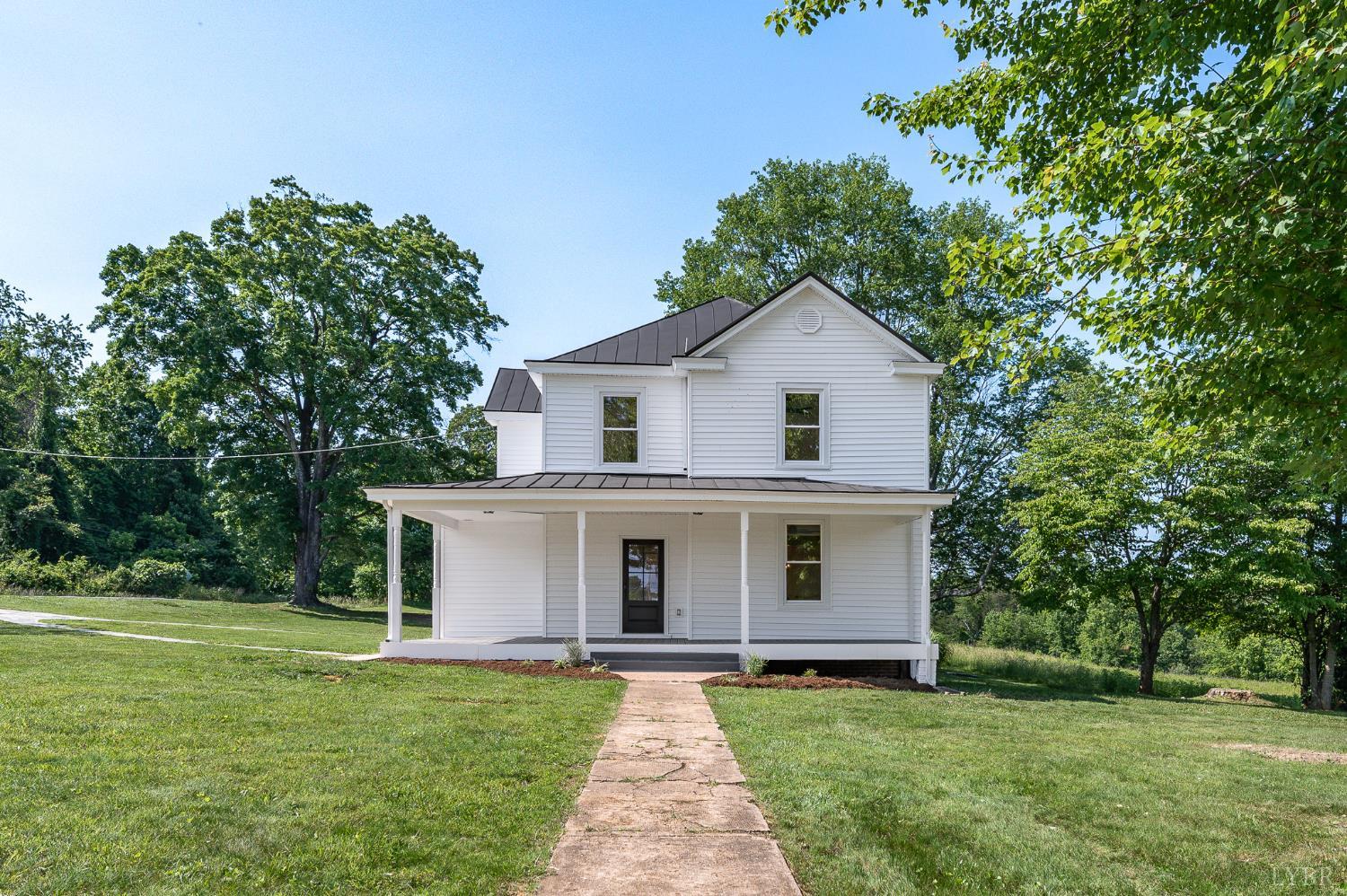 118 Father Judge Road, Amherst, Virginia image 1