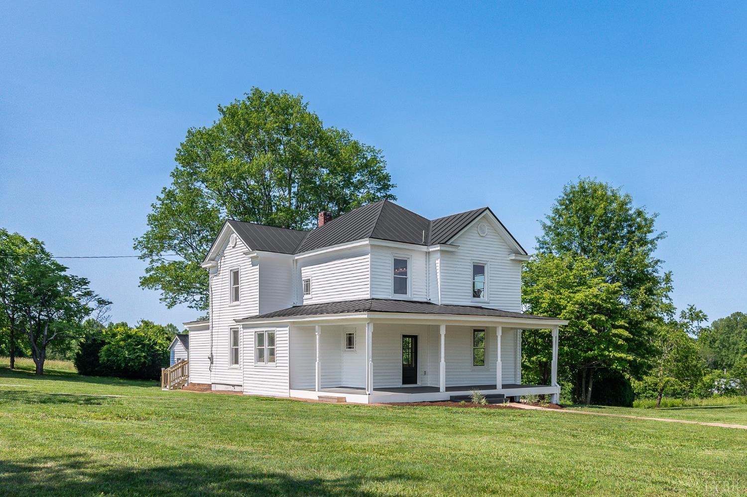 118 Father Judge Road, Amherst, Virginia image 2