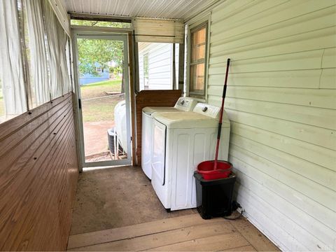 Tiny photo for 912 Mercury Street St, Lynchburg, VA 24502 (MLS # 366690)