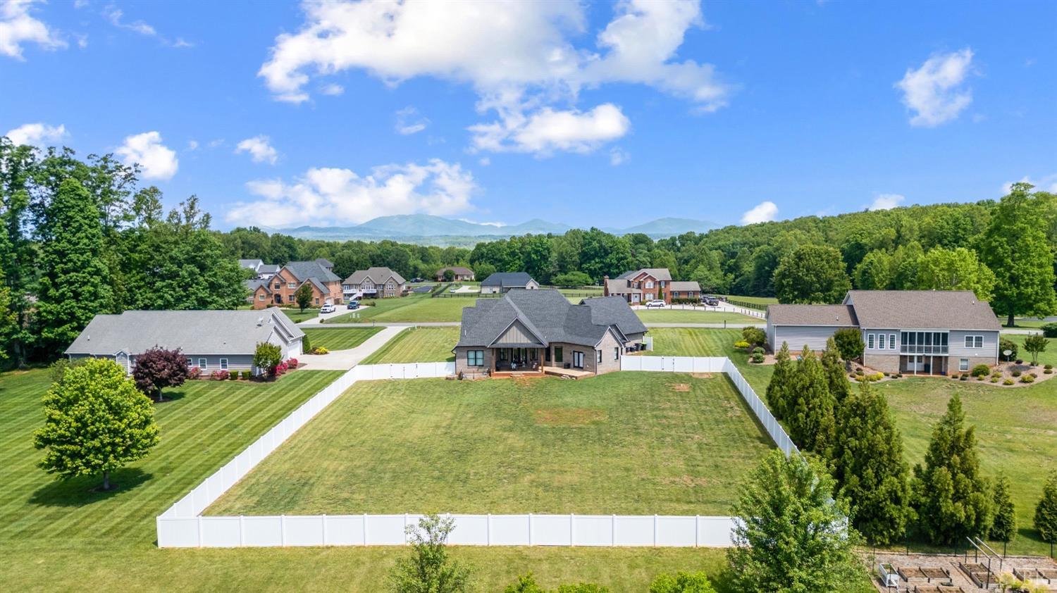 1145 Oak Lawn Drive North Dr, Forest, Virginia image 48